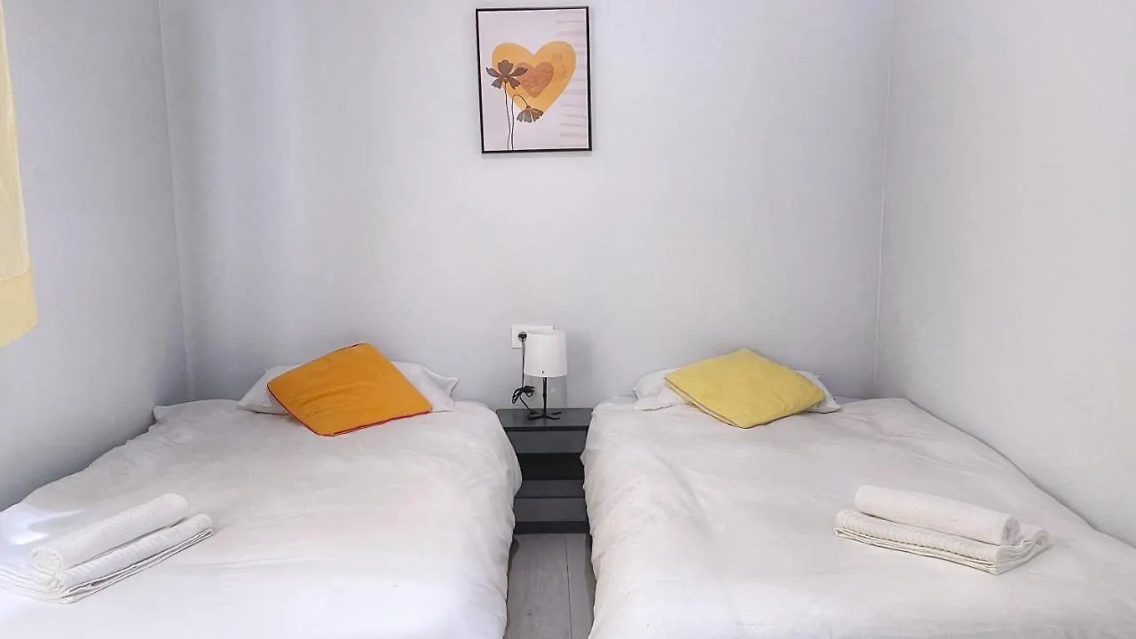 Apartamento Urban flat reformado con escritorio trabajo y wifi Bilbao 0*,