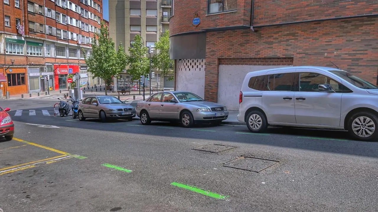 Apartamento Urban flat reformado con escritorio trabajo y wifi Bilbao España