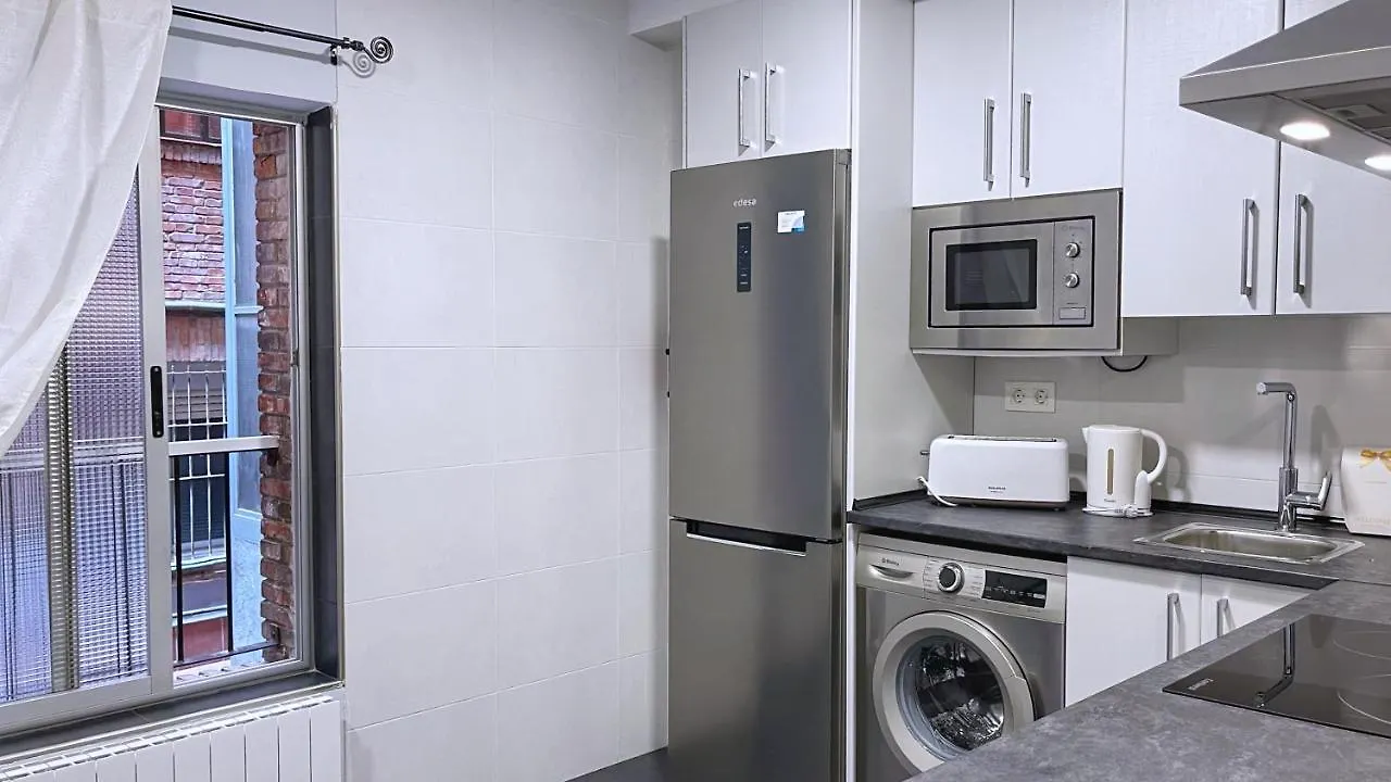 Apartamento Urban flat reformado con escritorio trabajo y wifi Bilbao 0*,